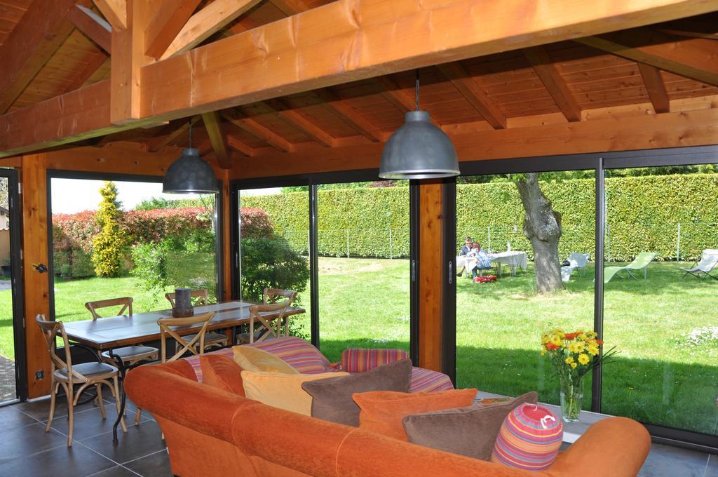 B&B La Cerisaie Francheleins Exterior foto