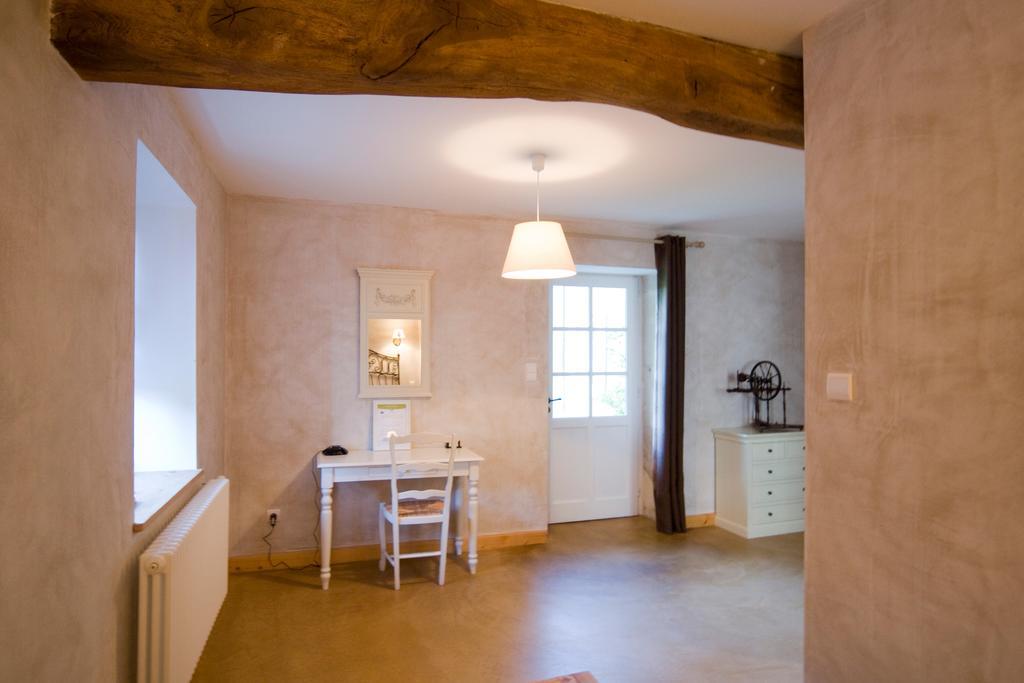 B&B La Cerisaie Francheleins Exterior foto